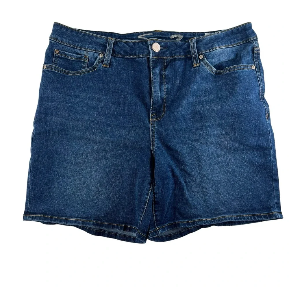 Seven7 Size 16 Weekend Shorts Denim Rolled Cuffed Women's Long Bermuda Stretch